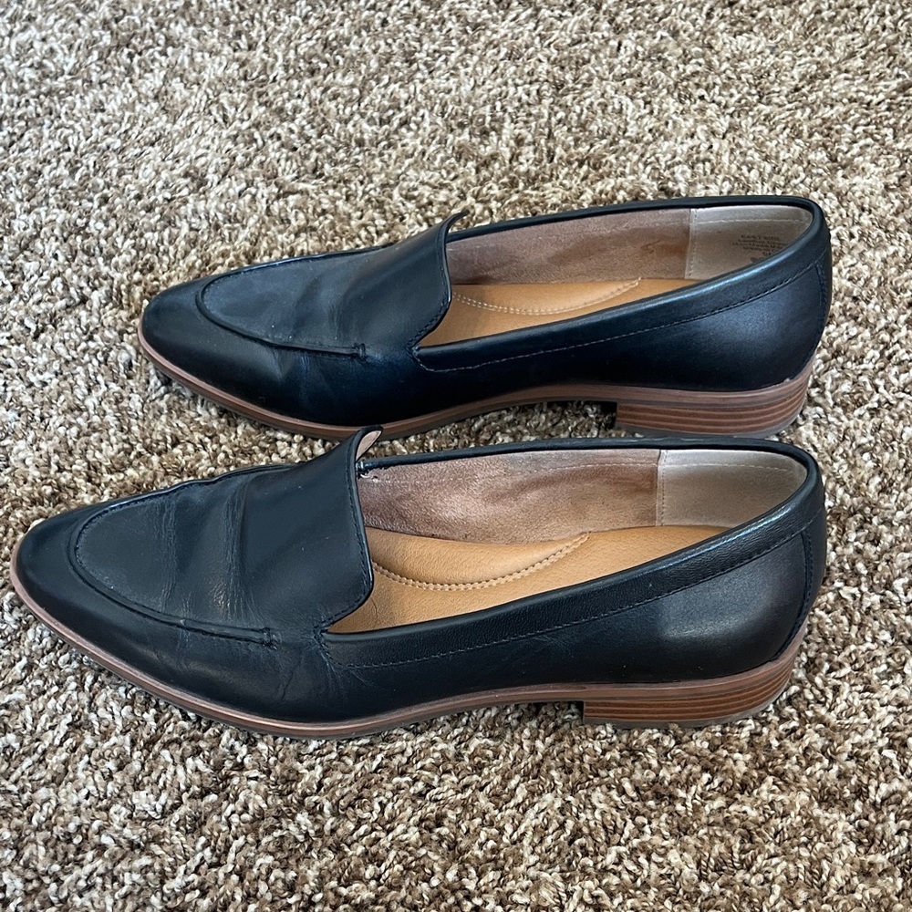 Aerosoles leather loafer size 9